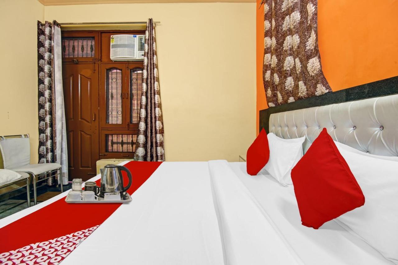 Hotel Oyo Galaxy Plaza Ghaziabad Exterior foto