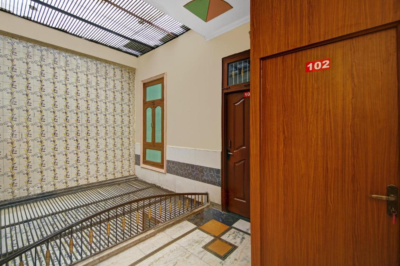 Hotel Oyo Galaxy Plaza Ghaziabad Exterior foto