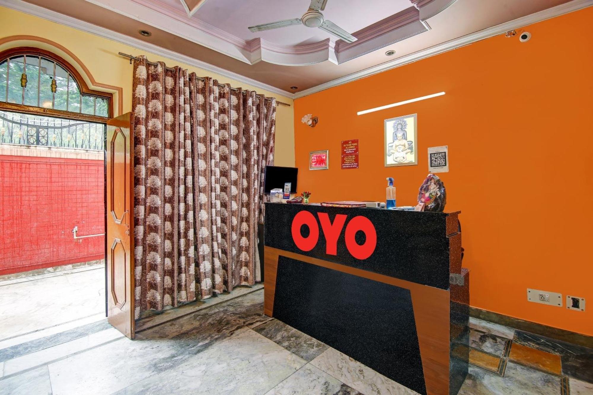 Hotel Oyo Galaxy Plaza Ghaziabad Exterior foto